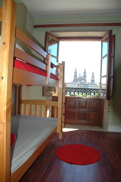 Albergue Roots & Boots Santiago de Compostela Exterior photo